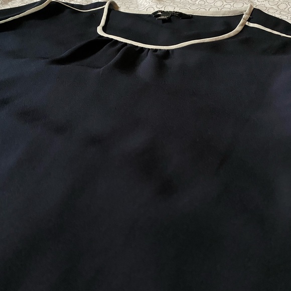 Banana Republic Top - Picture 3 of 5